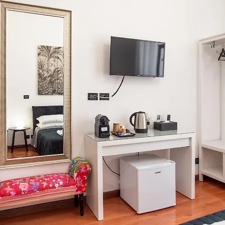 Pura Vida 4* Rom